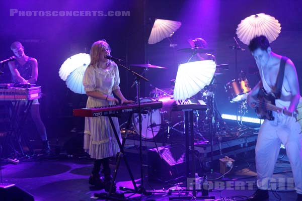 AUSTRA - 2013-11-07 - PARIS - La Cigale - 